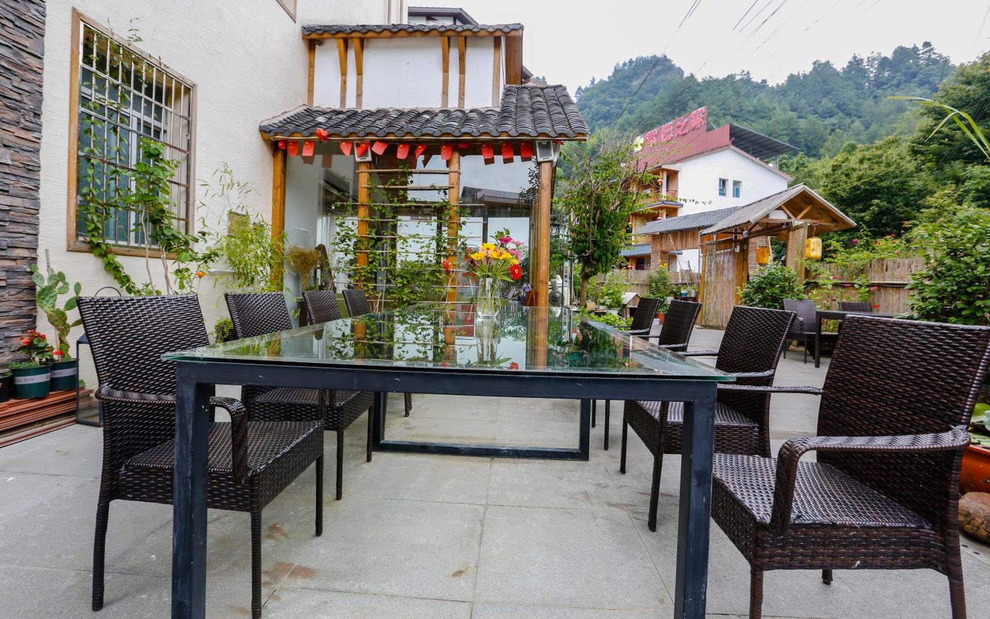 Zhangjiajie Forest Park Youth Hostel Экстерьер фото
