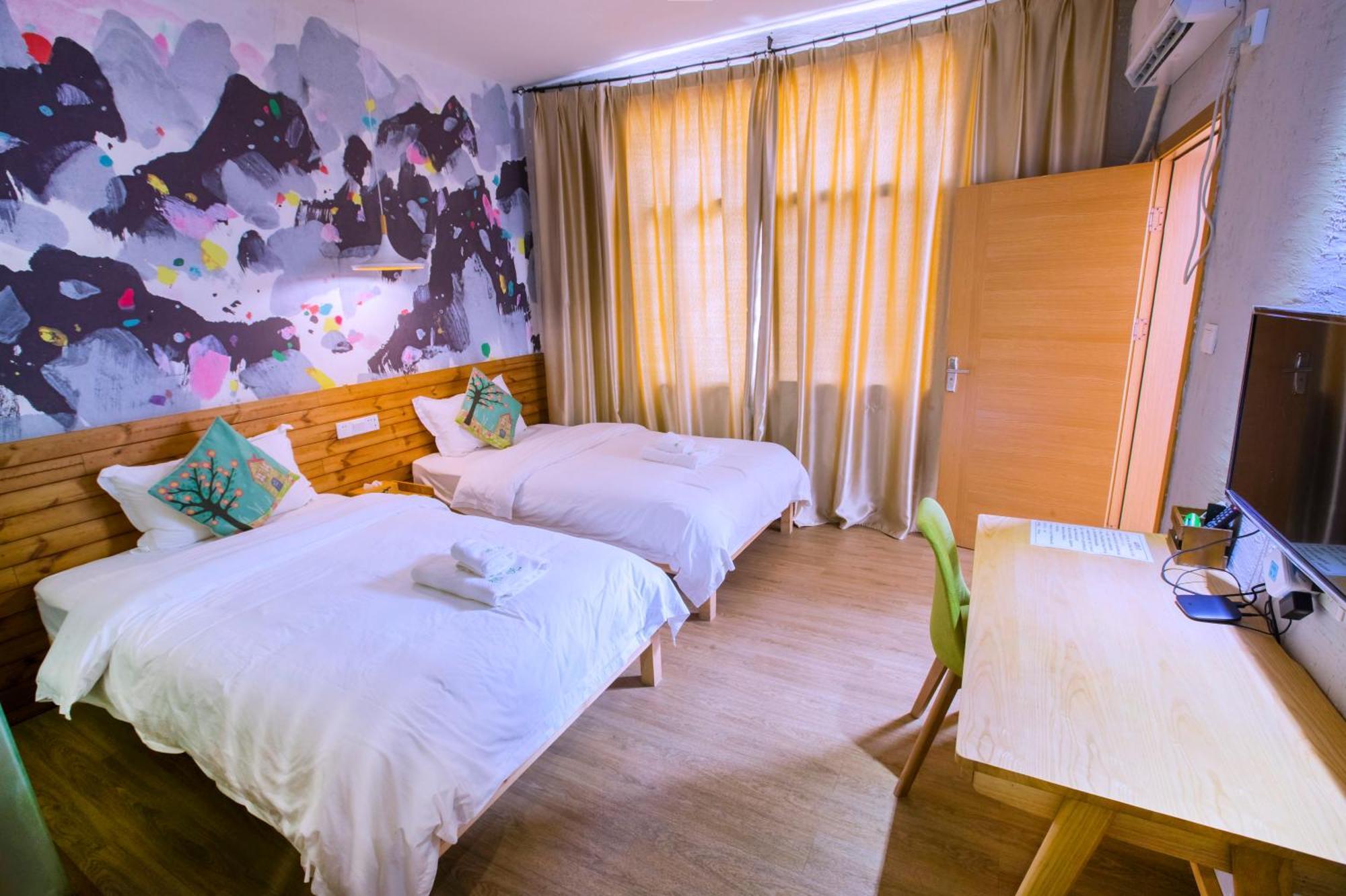 Zhangjiajie Forest Park Youth Hostel Экстерьер фото
