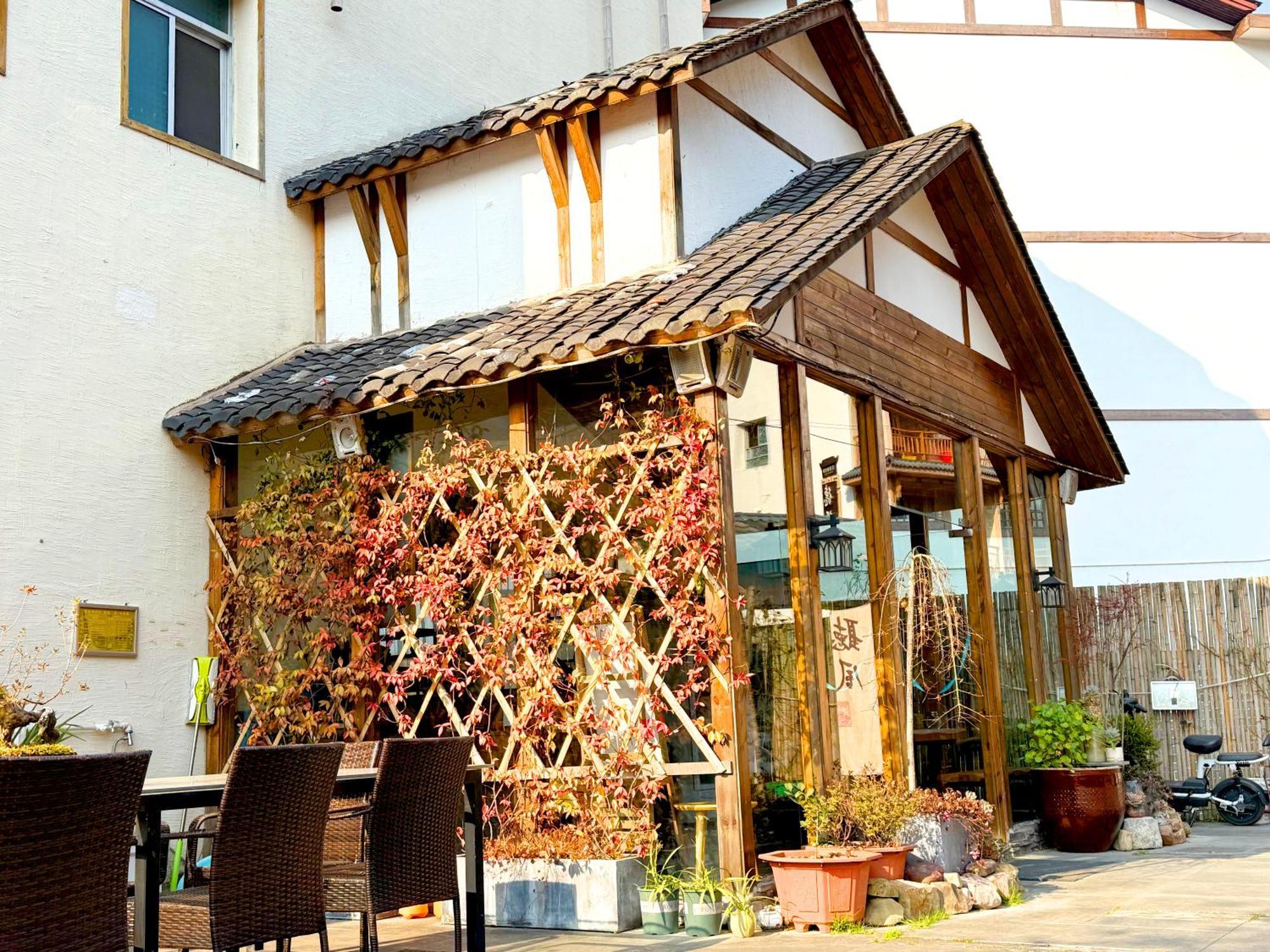 Zhangjiajie Forest Park Youth Hostel Экстерьер фото